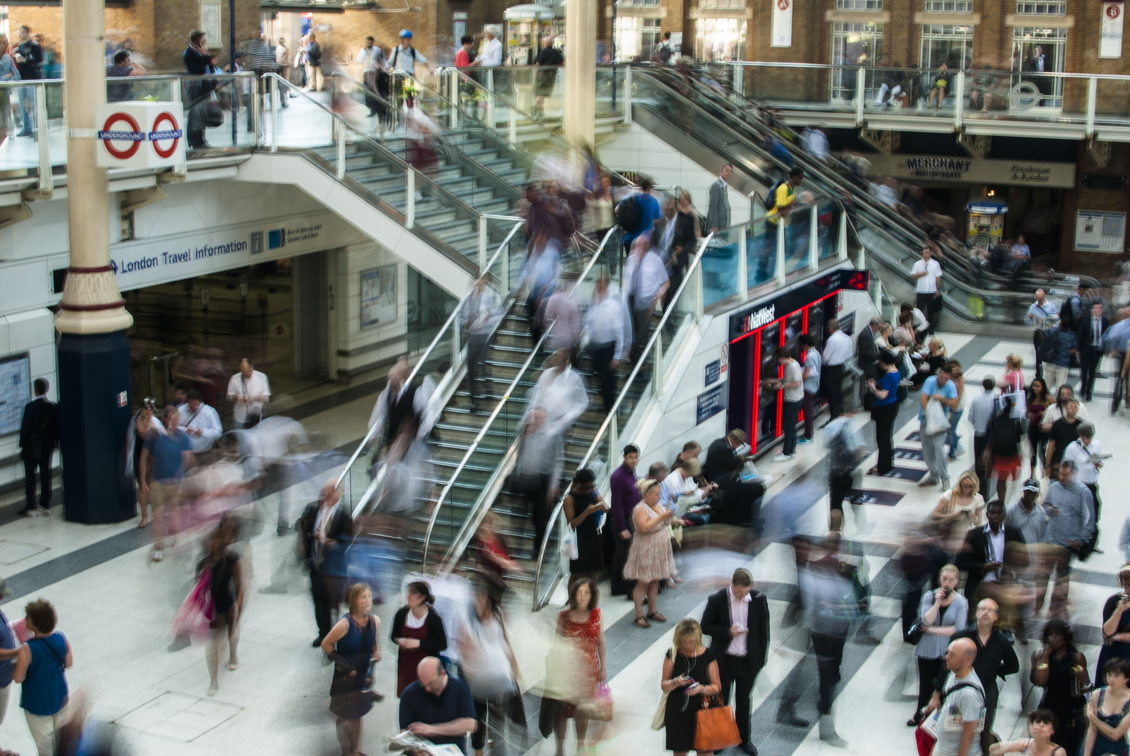 crowd-in-underground